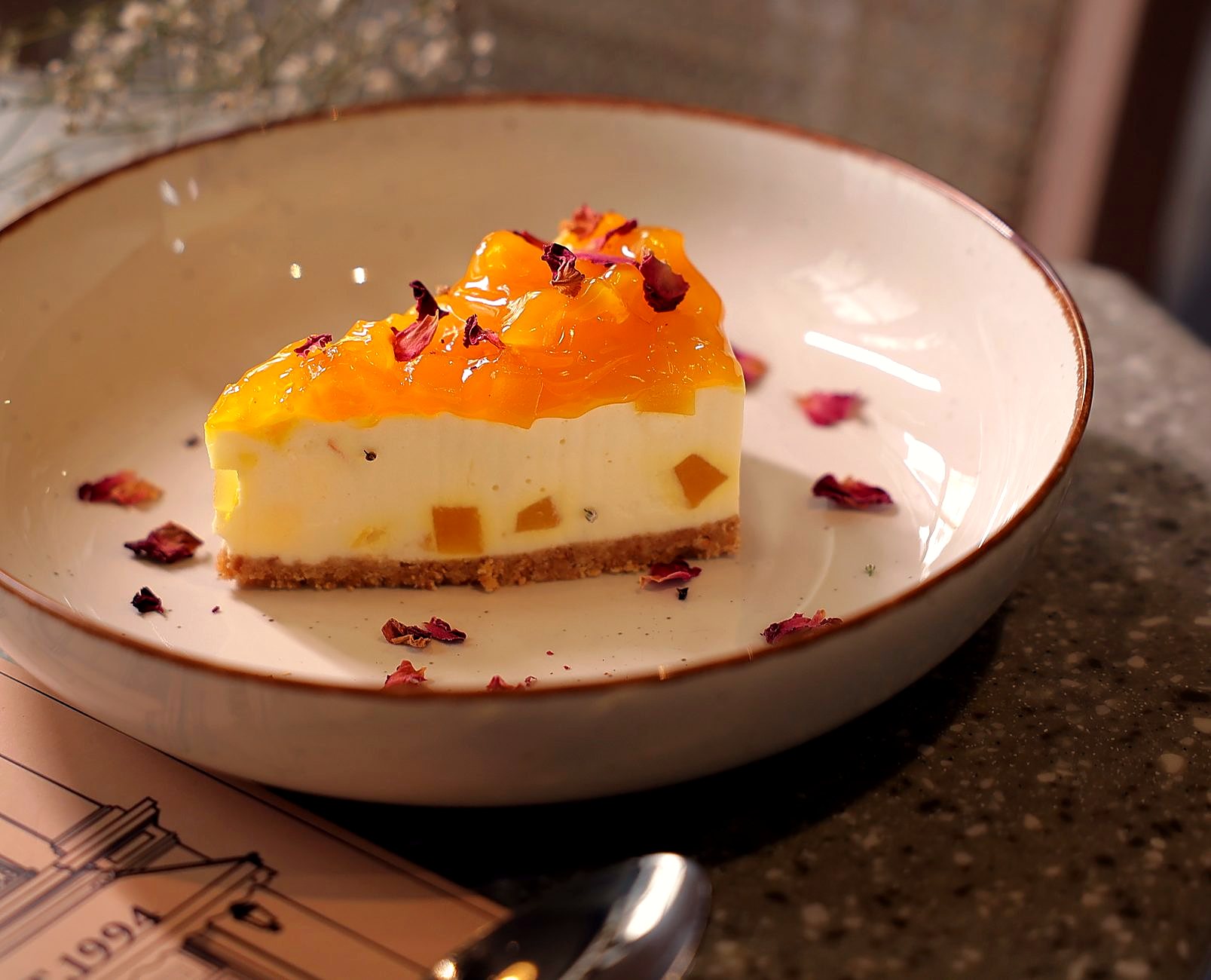 Mango cheesecake